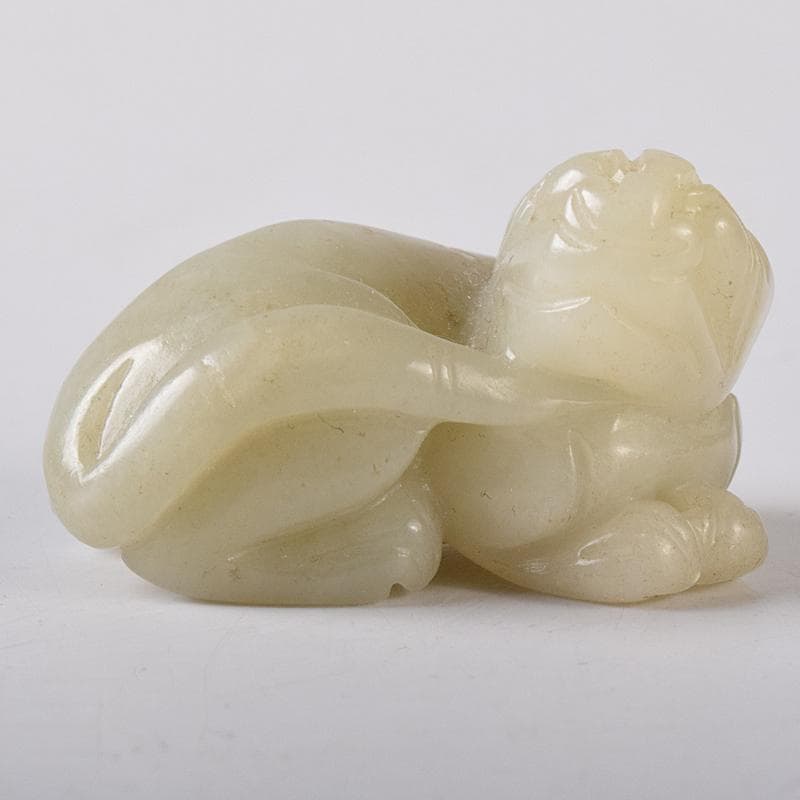 中国　玉石彫刻　神獣　根付　紙鎮　置物　C　8663E