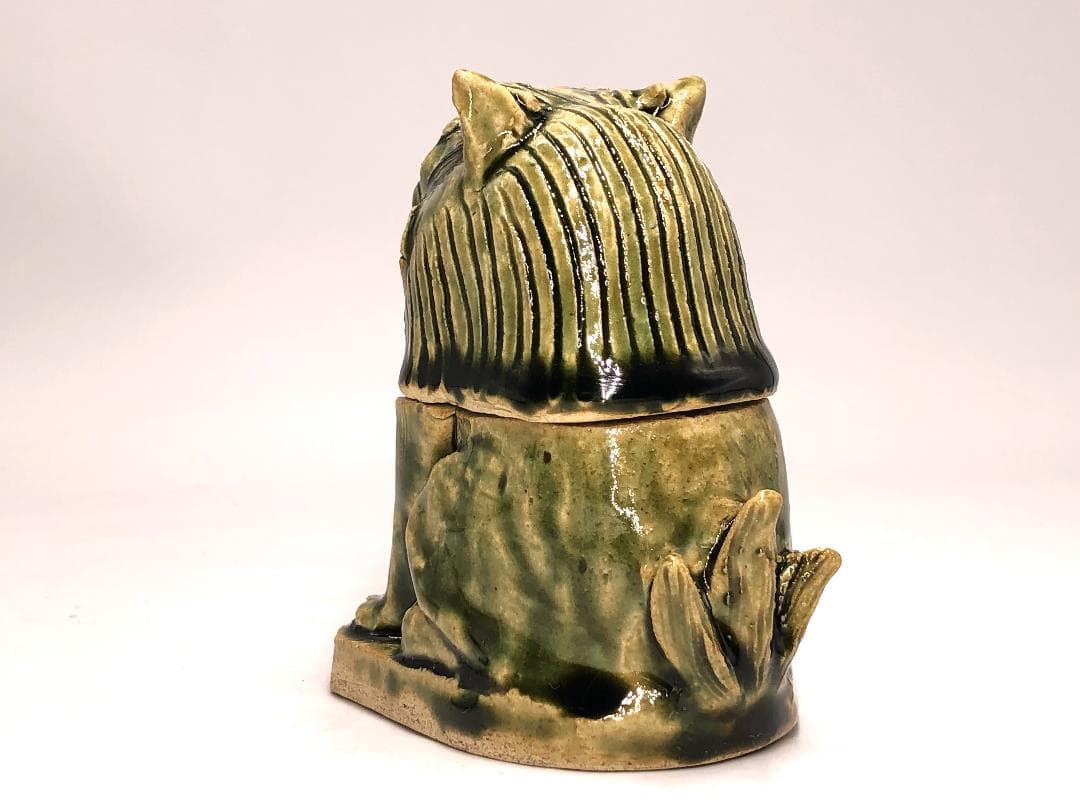 【 織部獅子香炉 】　骨董　漆塗箱付き