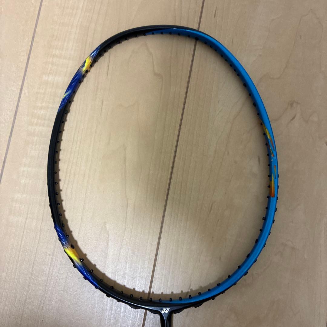 バドミントンラケットアストロクス773u5 廃盤色