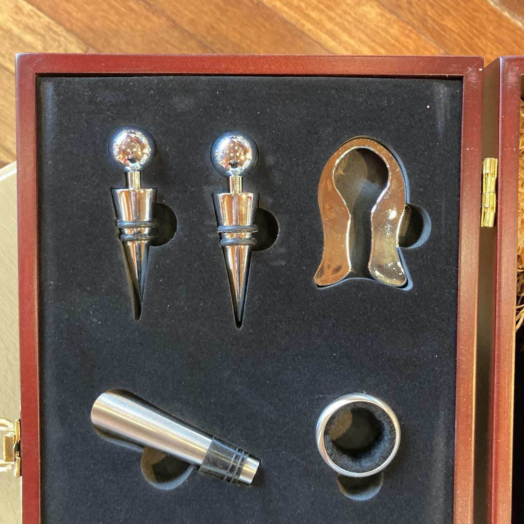 アルファロメオ SCRIMAGLIO社ワイン・ワインアイテムセット