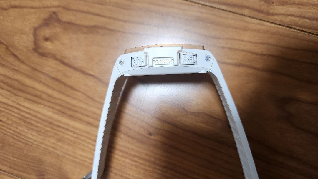 Shot Navi Crest ホワイト