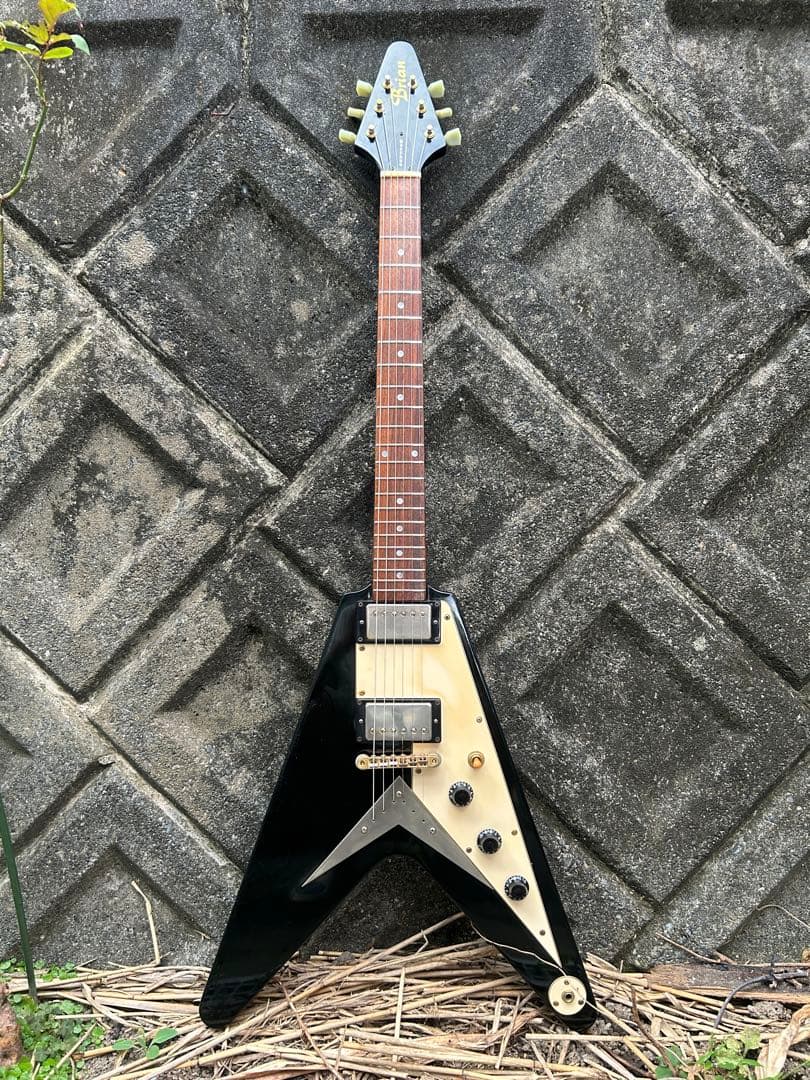ギター Bacchus Brian Flying V model