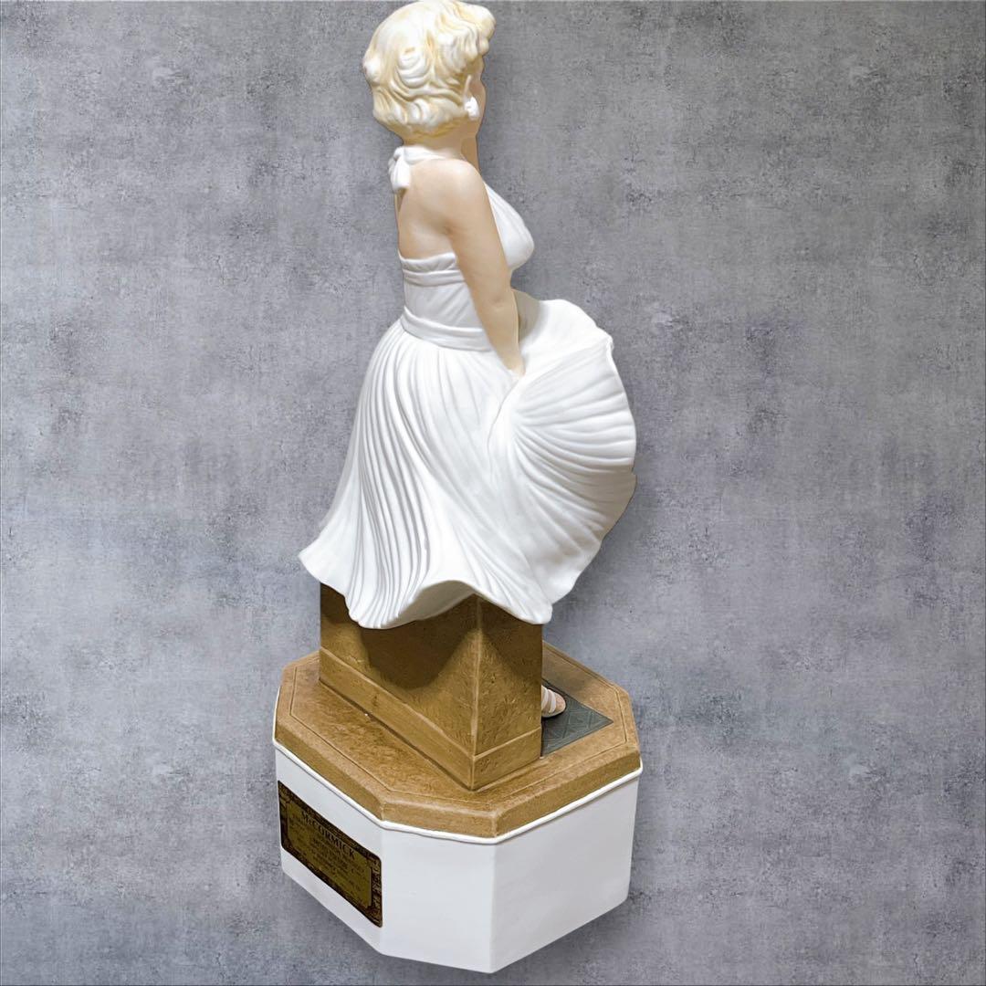 マリリンモンロー 7年目の浮気 ウイスキーボトル 空瓶 陶器製