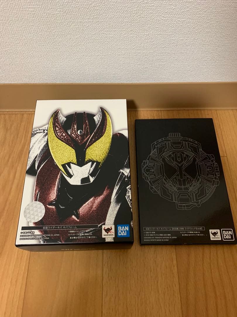 仮面ライダーキバ　キバフォーム　真骨彫　S.H.Figuarts 特典付き