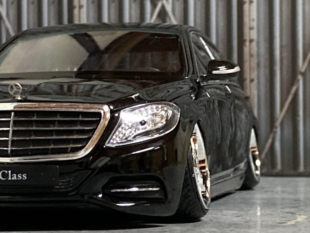 1/24 メルセデスベンツSクラス黒（カスタム品）