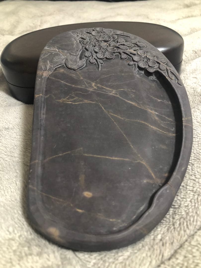 すずり 端溪硯 老坑 水巖 大西洞 金綫 五彩釘 書道用品 端渓硯 文房四寶