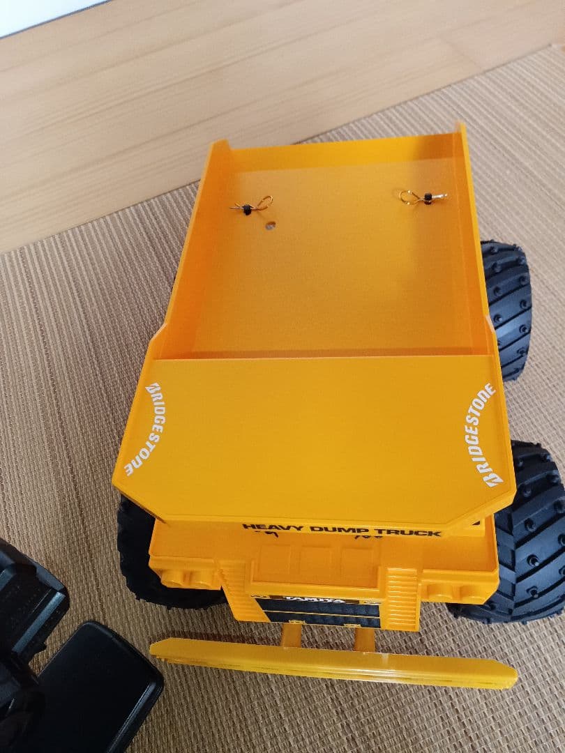 タミヤ　ヘビーダンプ