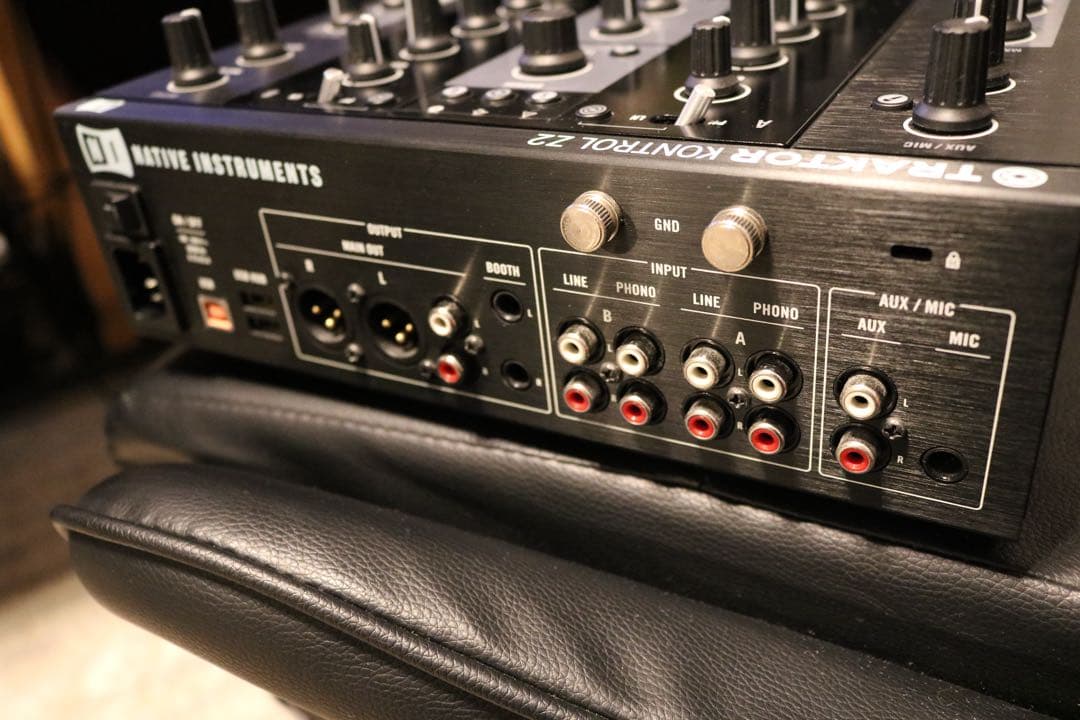 R*n様 TRAKTOR KONTROL Z2 DJコントローラー