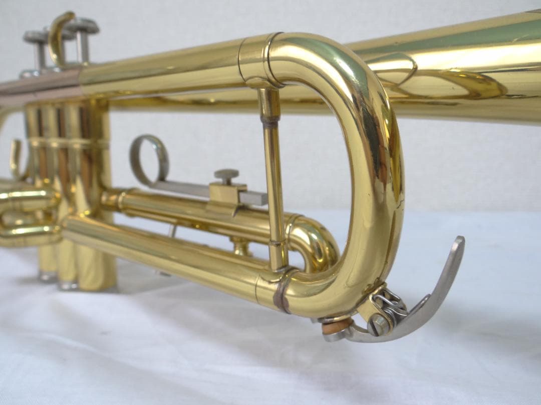 送料込★管楽器★トランペット Minerva MTR350L ソフトケース