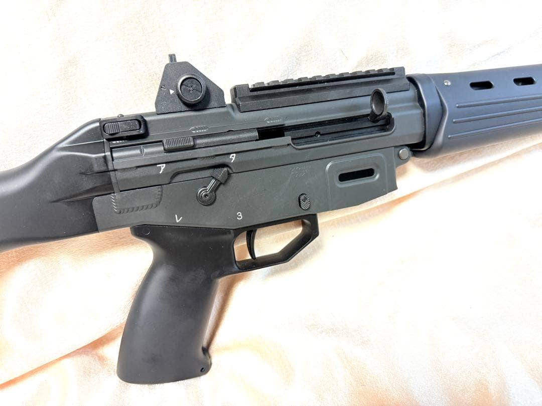 東京マルイ 89式5.56mm小銃〈固定銃床型〉ガスブローバック 試射のみの美品