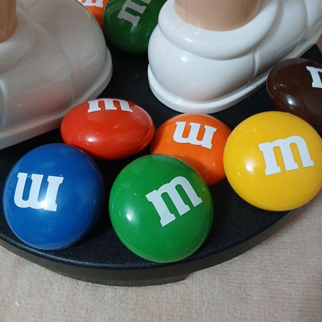 m&m's　エムアンドエムズ　レッド　特大ディスプレイ