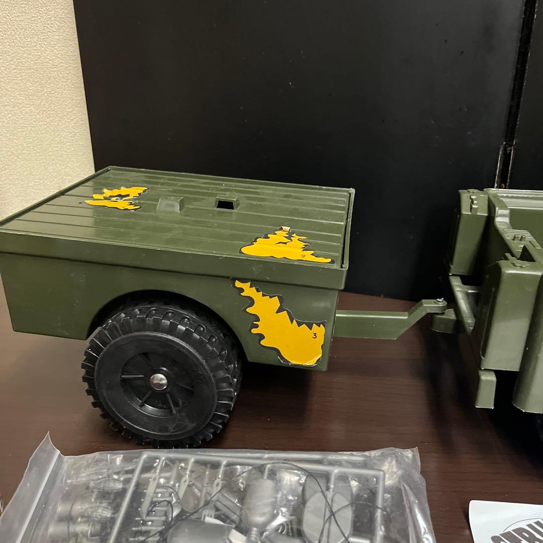 1/6 ミリタリージープ　トレーラー付き