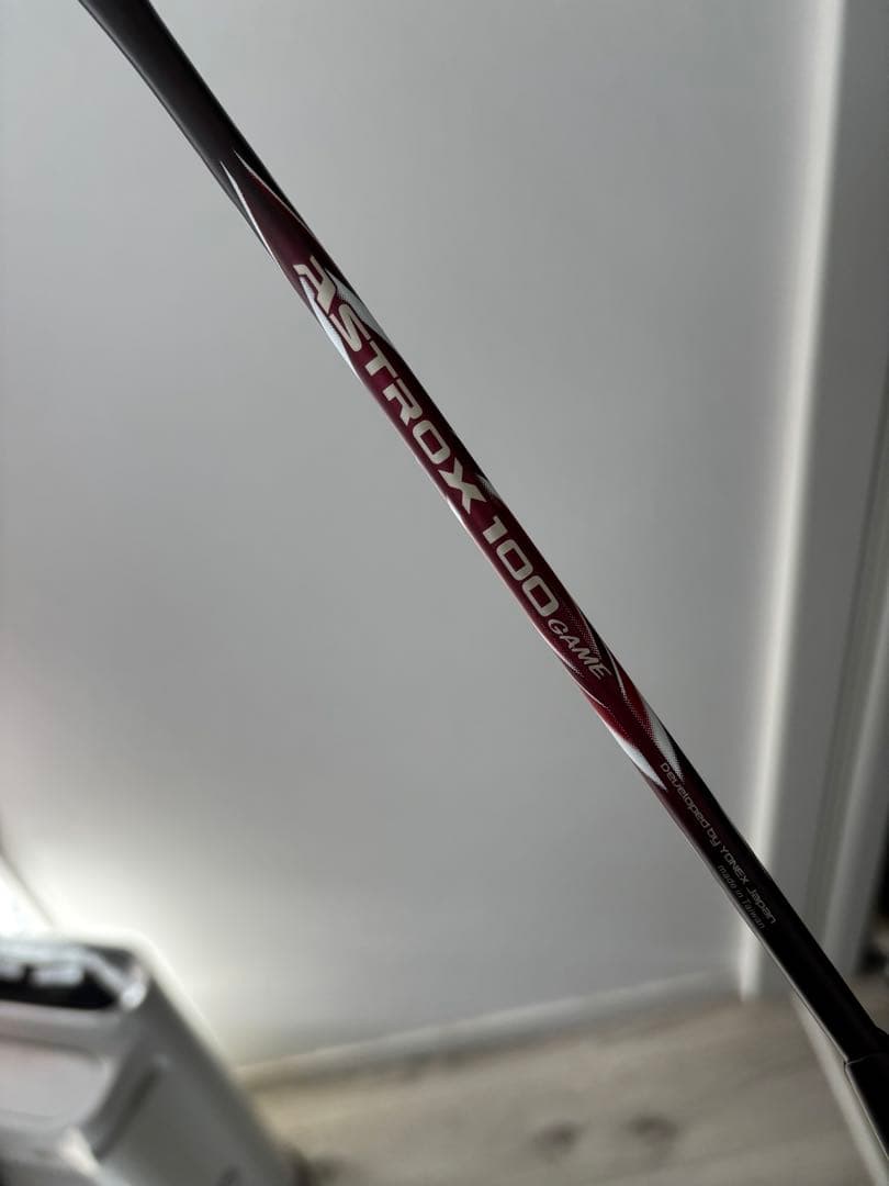 アストロクス 100game バドミントンラケット