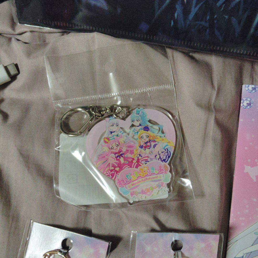 わんだふるぷりきゅあドリームステージセット　タペストリー付き