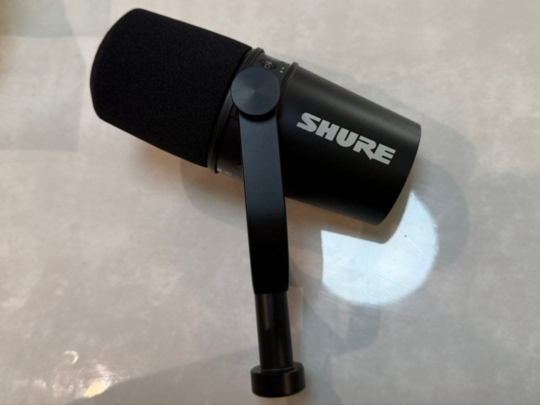 SHURE MV7 ダイナミックマイク 音量調整付き