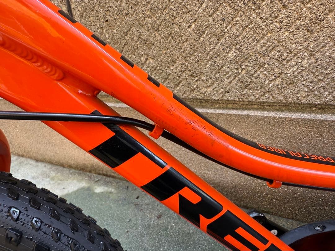 人気トレック16インチ子供車 キッズバイク　MTBトレック Precaliber