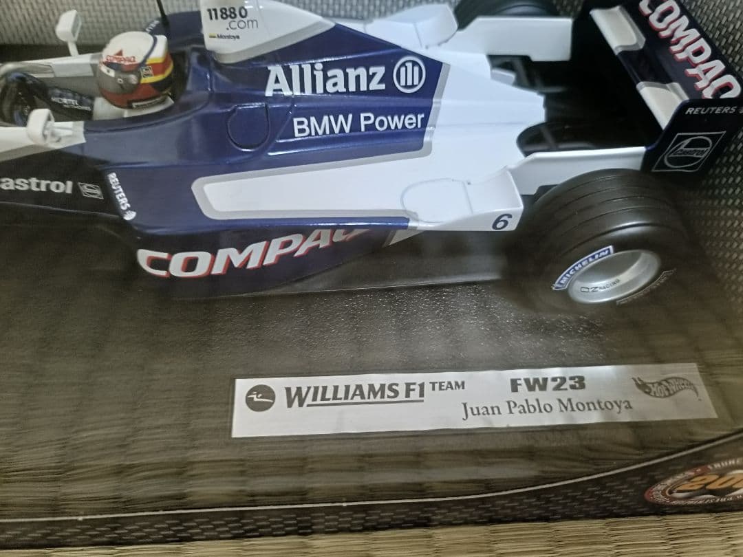 ミニカー Hot Wheels Williams F1 1/18