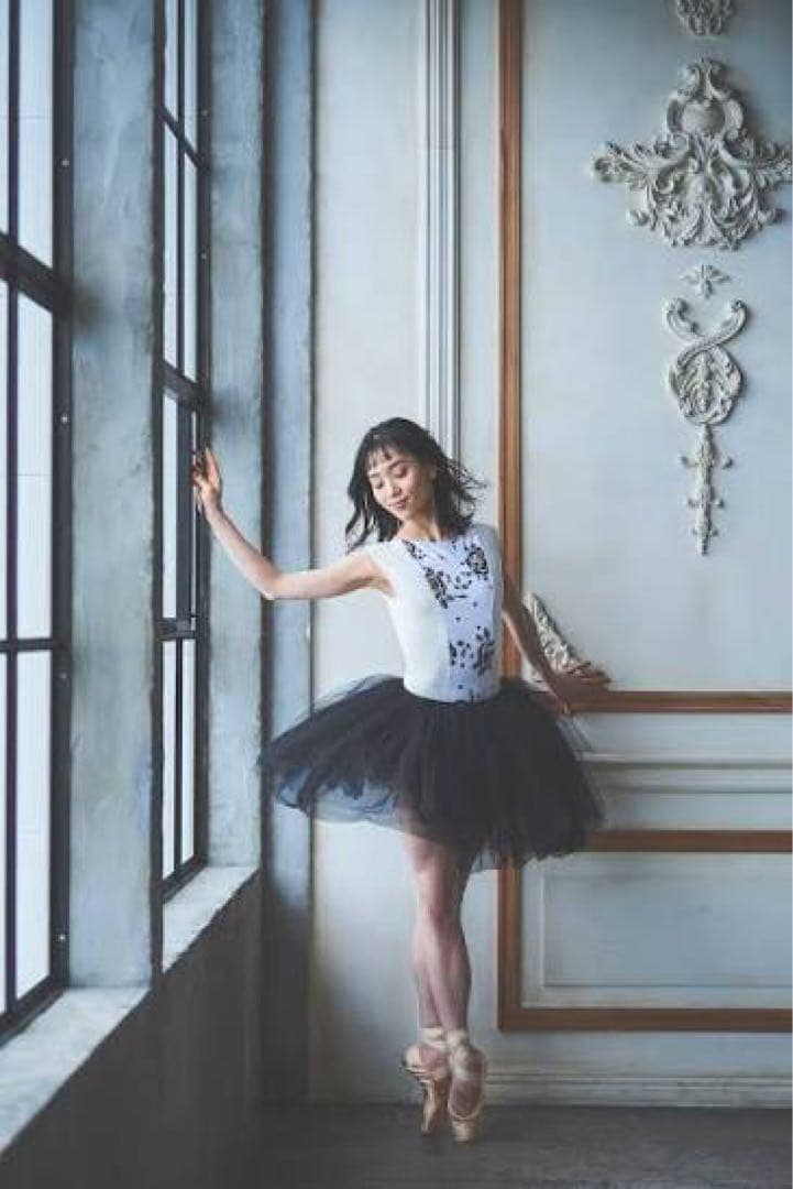 美品　stina レオタード　S