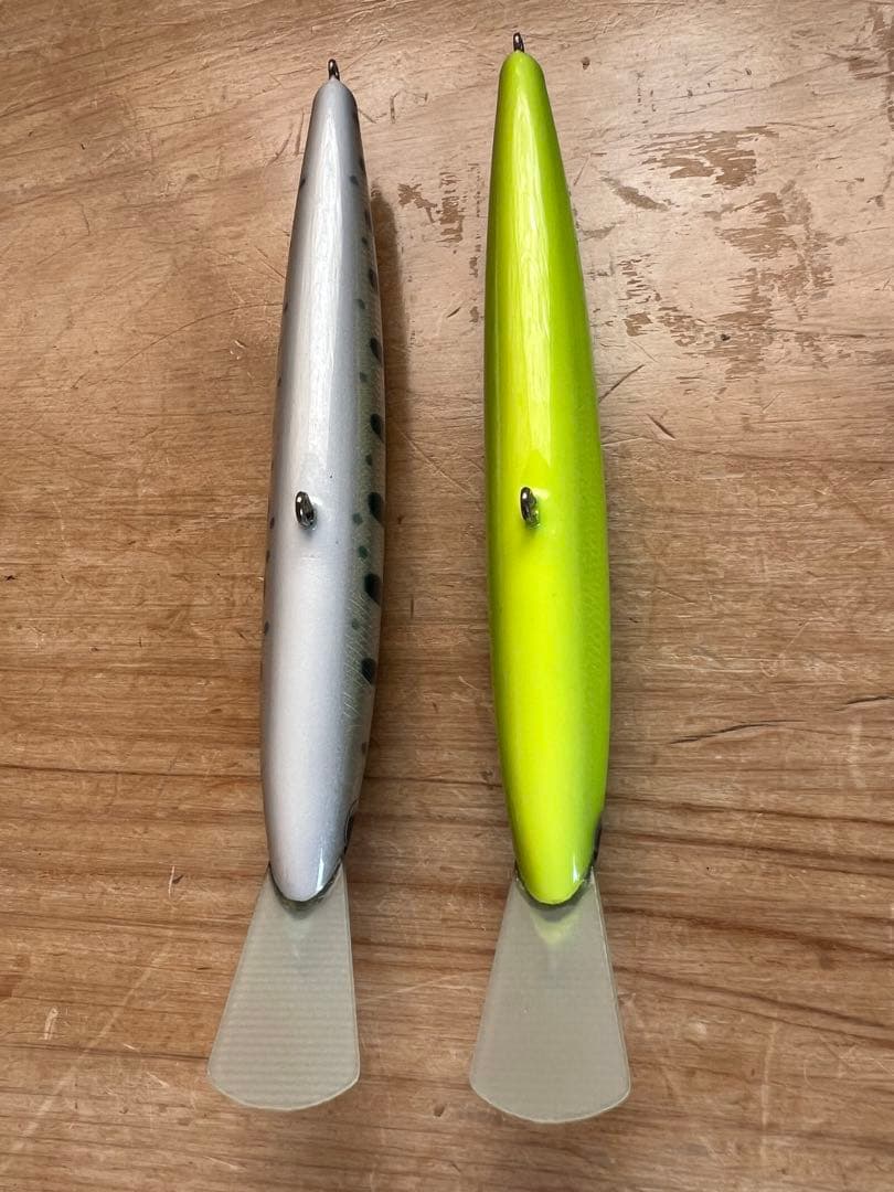 0*4様 サクラマスルアー レプトン　フォトン110MD 2個セット