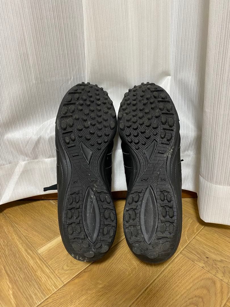 一度着用　ミズノ　モレリアトレシュー27cm