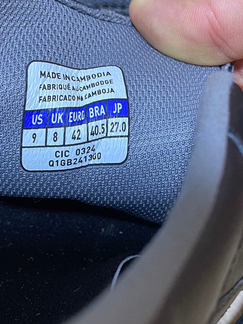 一度着用　ミズノ　モレリアトレシュー27cm