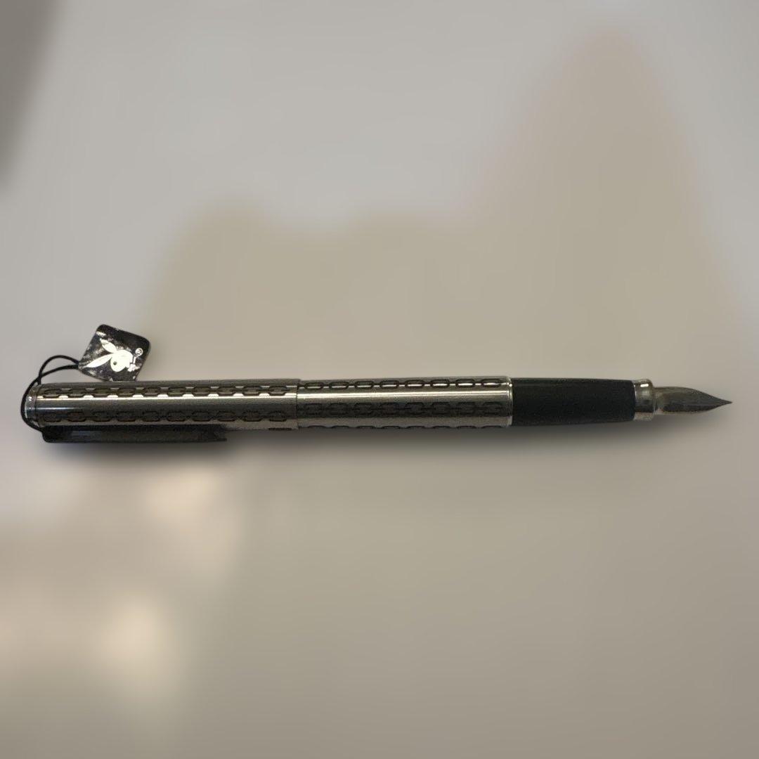 PLATINUMとプレイボーイのコラボ万年筆