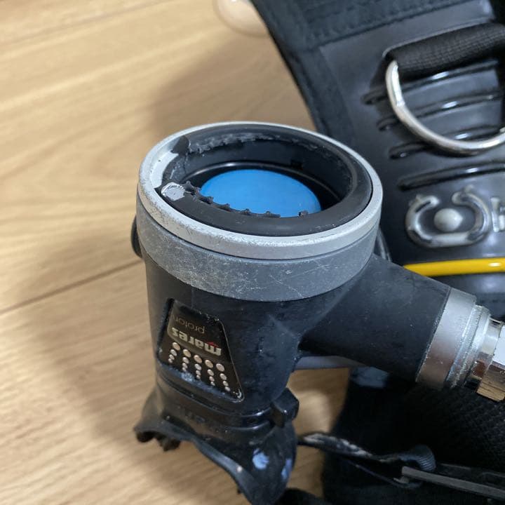 mares h.u.b BC、レギュレーター、オクトパス一体型(残圧系付属)