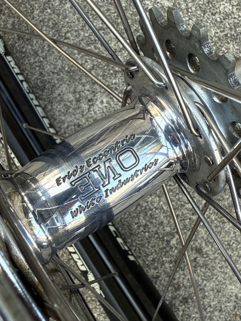 ホワイトインダストリーズ ENOリアハブMTB完組ホイール希少130mm 32H