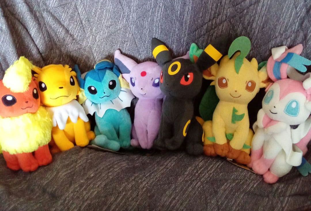 ポケモン　ぬいぐるみ　ブイズ　ブースター　ブラッキー　ニンフィア