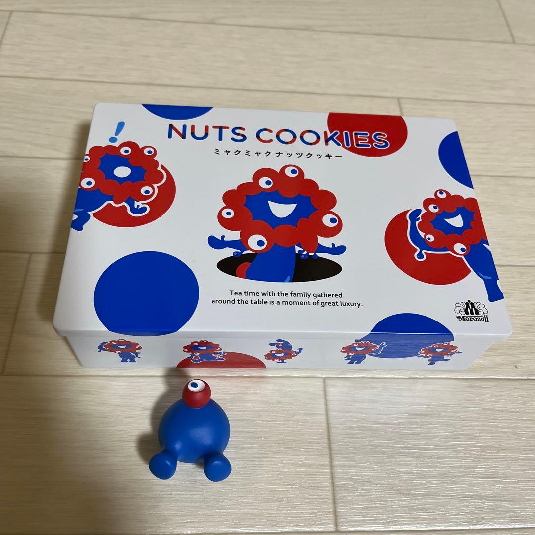 ミャクミャク　関西万博　万博　ミャクミャク缶　おしりマグネット　手ぬぐい　希少品