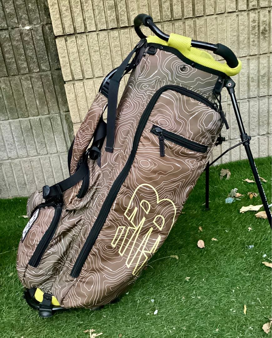 y*0様 ニューバランス等高線プリントアルミフレームスタンドキャディバッグ