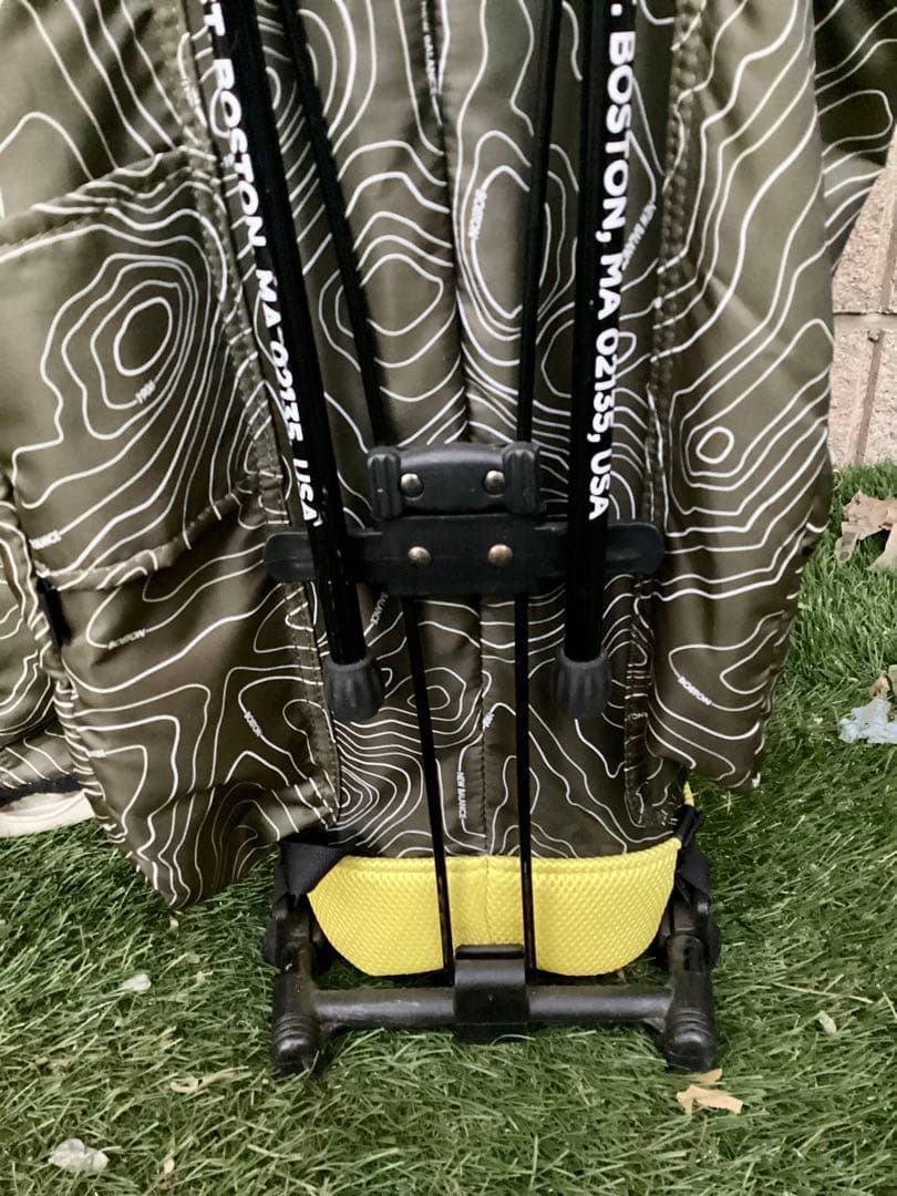 y*0様 ニューバランス等高線プリントアルミフレームスタンドキャディバッグ