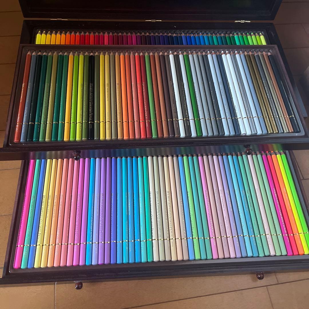 【即決価格10/24まで】ホルベイン色鉛筆150色セット　木箱入り　殆ど新品