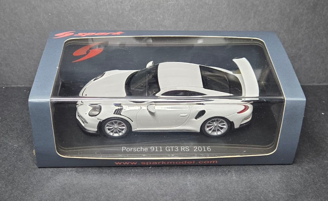 1/43 spark Porsche 911 GT3 RS 2016 スパーク