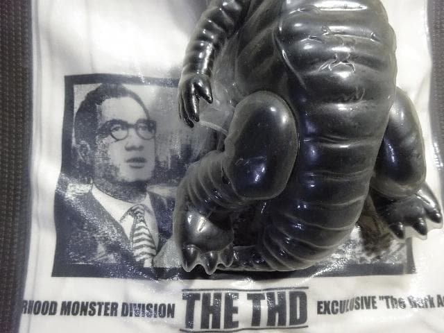 NEIGHBORHOOD x 三つ首竜 ソフビ Tシャツ コラボ スペクトルマン