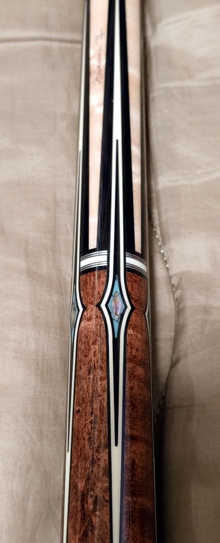 プレデター (Predator) & ペシャウアー コラボレーション限定キュー