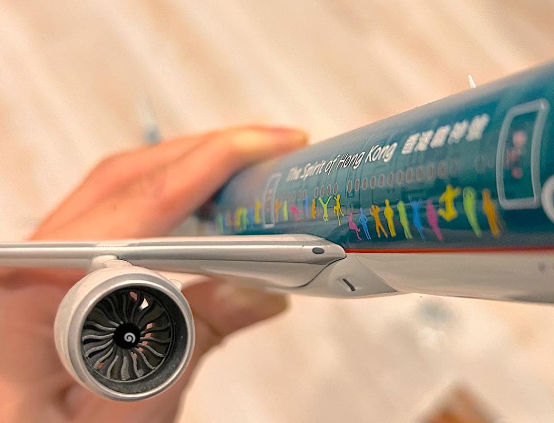 キャセイパシフィック航空ボーイング777-367型旅客機模型　香港精神号特別塗装