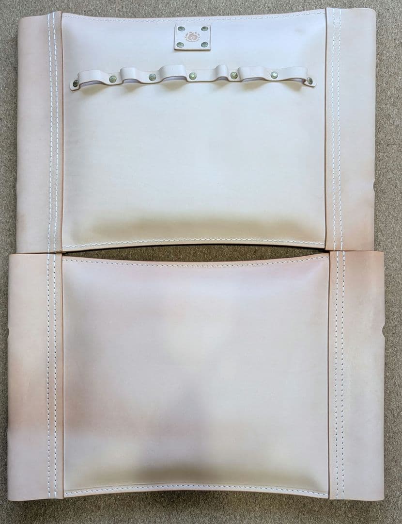 新品 ピノワークス レザークッション カーミットチェア ヌメ革 座面