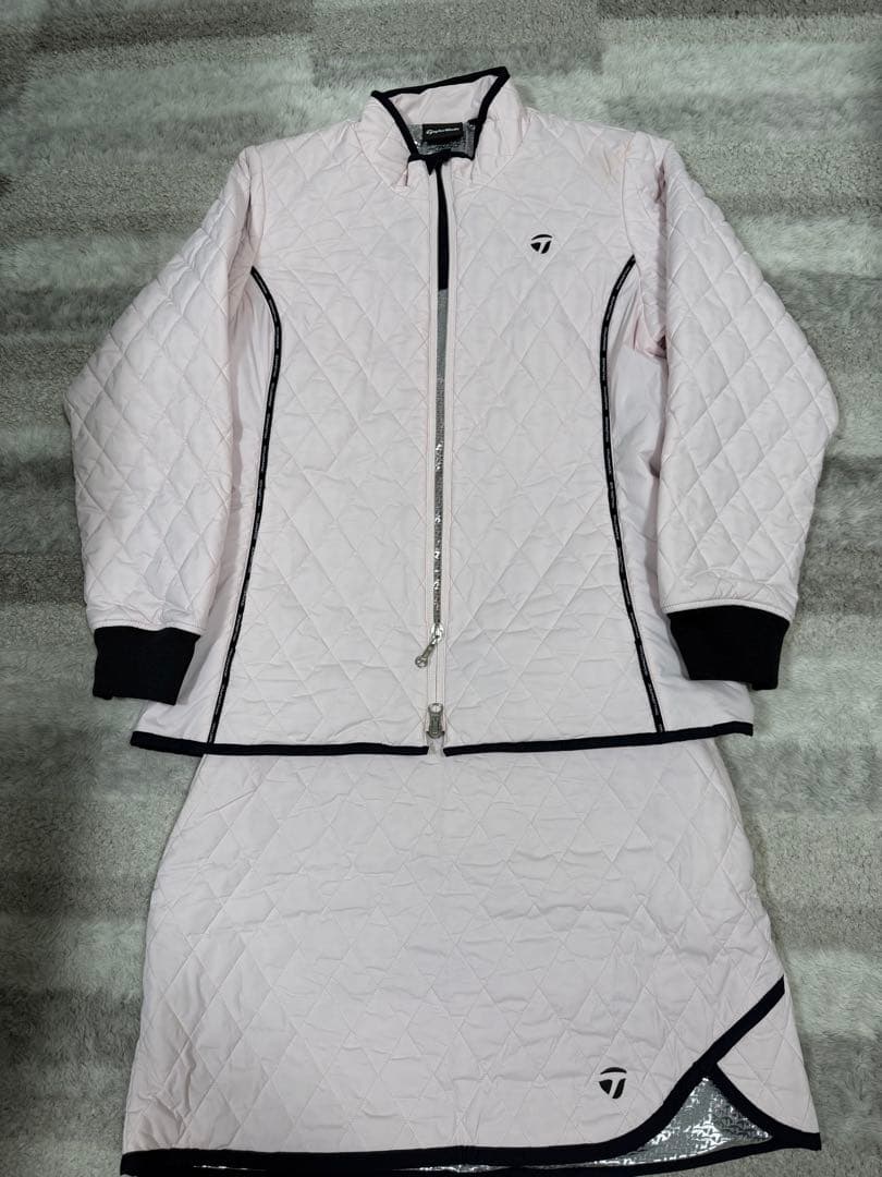 テーラーメイド キルティング上下 ピンク 新品同様 Mサイズ