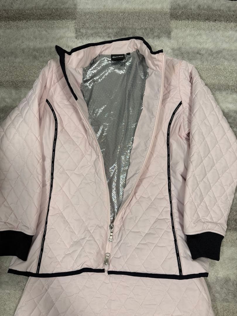 テーラーメイド キルティング上下 ピンク 新品同様 Mサイズ