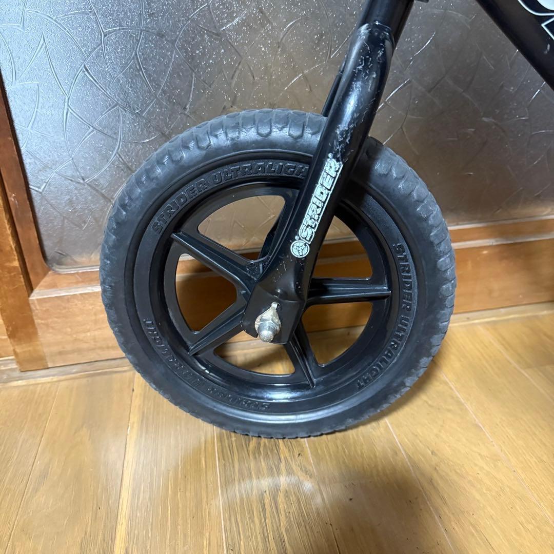 【極美品】ストライダー STRIDER スポーツモデル 12インチ 黒