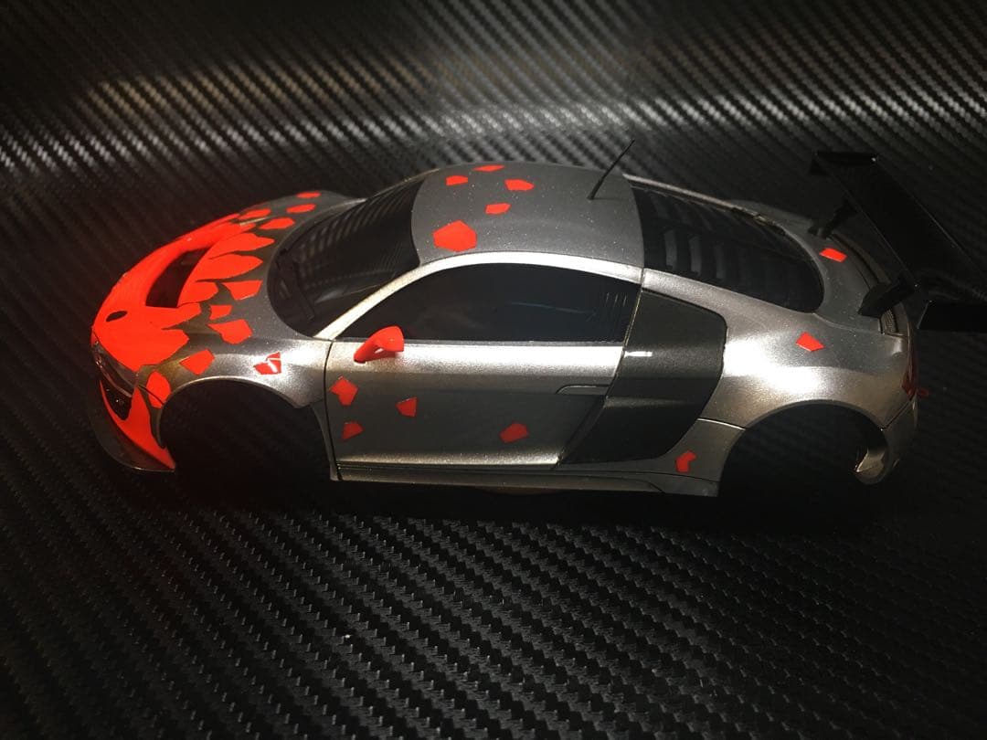 ラジコン/京商ミニッツ/塗装済ボディ　アウディR8 ウレタンコート仕上　未使用品