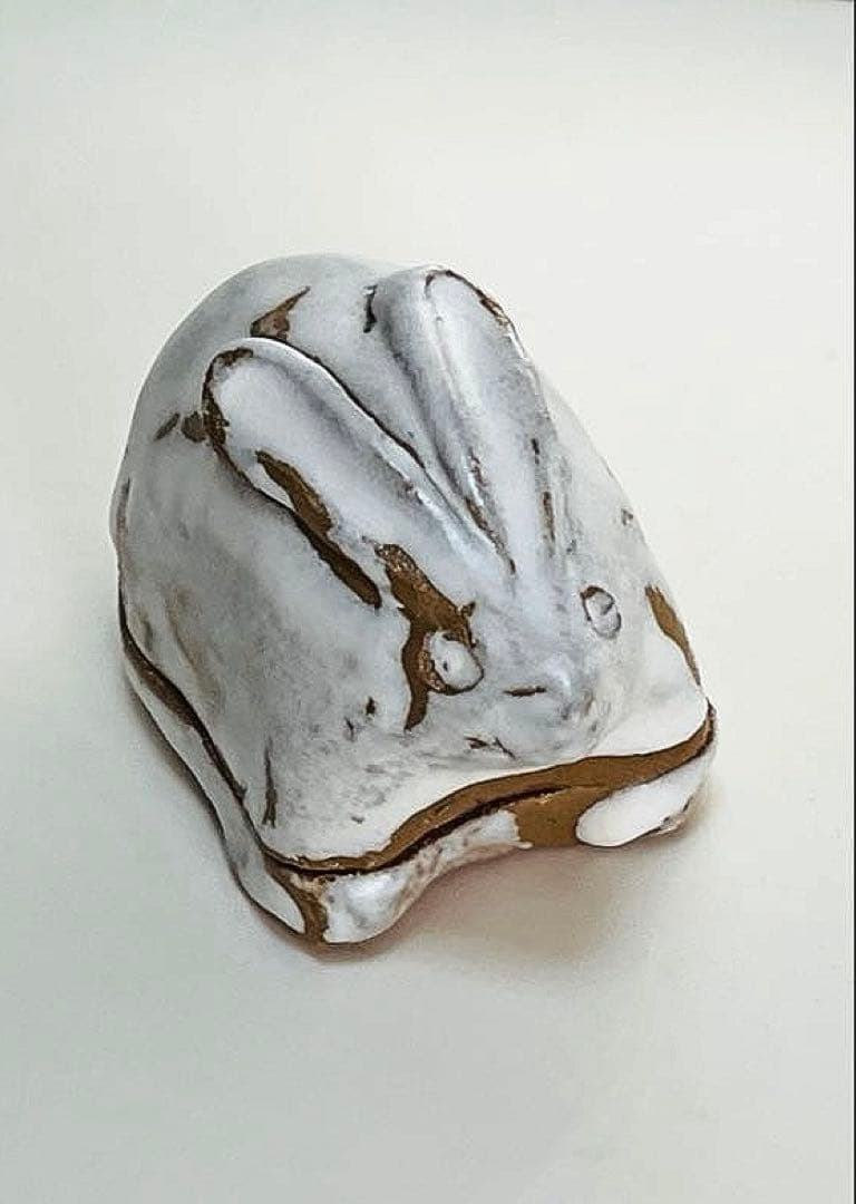 勝尾青龍洞・兎　香合　鬼萩釉　茶道具 共箱付き