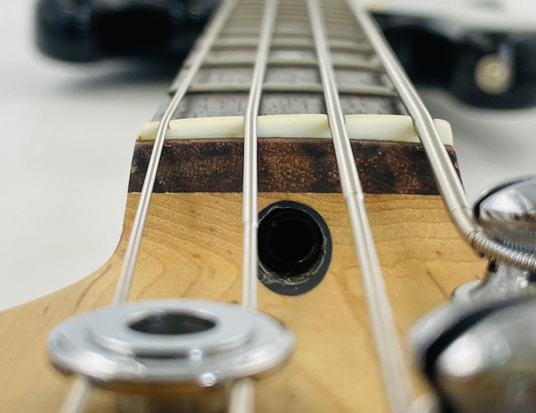 BUSKER'S プレシジョンベースタイプ PB ブラック ローズ指板【整備品】