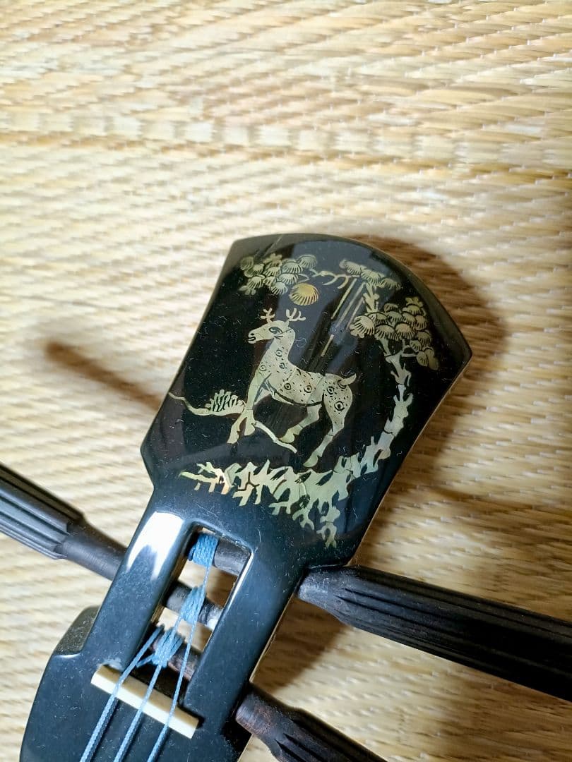 三線本体 ヘビ皮 黒/金/青