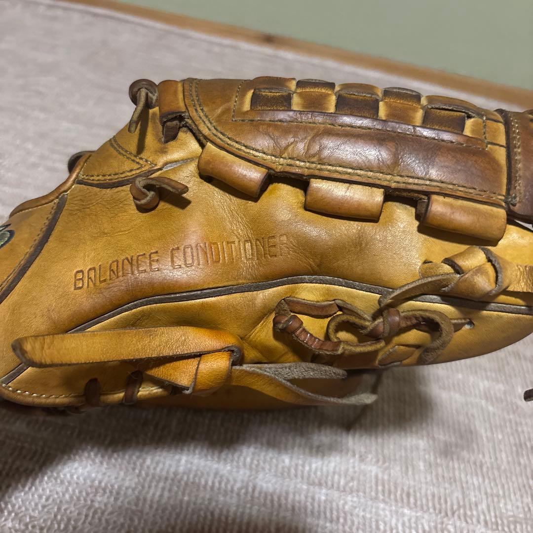 AXF硬式グローブ ブラウン チェックパターン