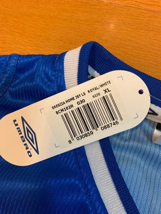 バッジョ  直筆サイン　ユニホーム　鑑定書　写真付き