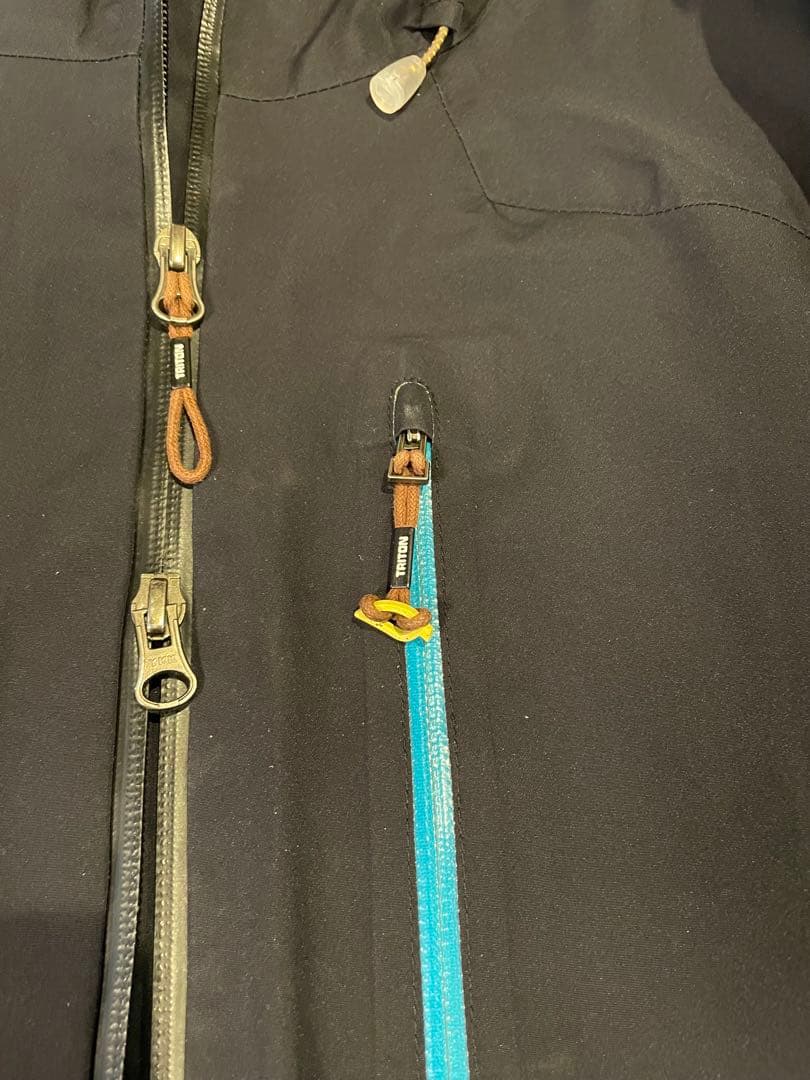 TRITON BASICS TOKYO GORE-TEXジャケット