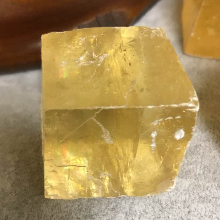 ⑤★特選♡贈答品★1.5kg超【GIFT♡箱入り10石☆クリスタルカルサイト】♡