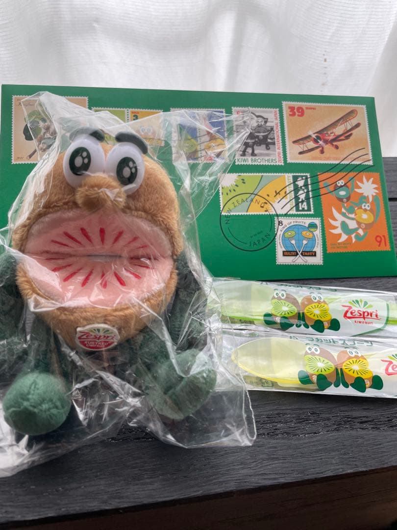 キウイブラザーズ　ゼスプリ　レッドルビー　ぬいぐるみ【おまけつき】非売品